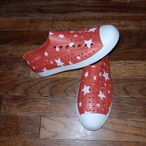 Women's Native Starry Red Slip-On Shoes Size 8 Great Condition